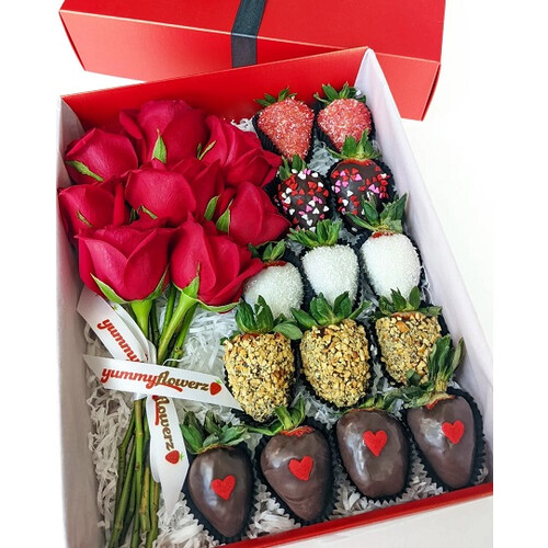 Valentine Design Chocolate Strawberries with Red Roses Gift Box